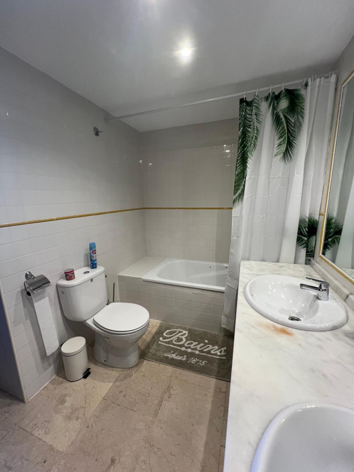 Apartment Punta Prima With Sea Views *